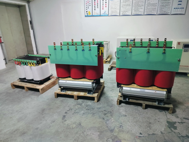 信宜KS11-1000KVA矿用变压器